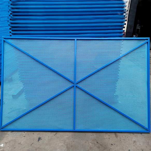 建筑專(zhuān)用爬架網(wǎng)-金屬圓孔沖孔爬架網(wǎng)圖片2 建筑專(zhuān)用爬架網(wǎng)-金屬圓孔沖孔爬架網(wǎng)圖片2