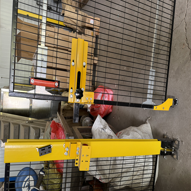 機(jī)器人安全圍欄圖片2 機(jī)器人安全圍欄圖片2